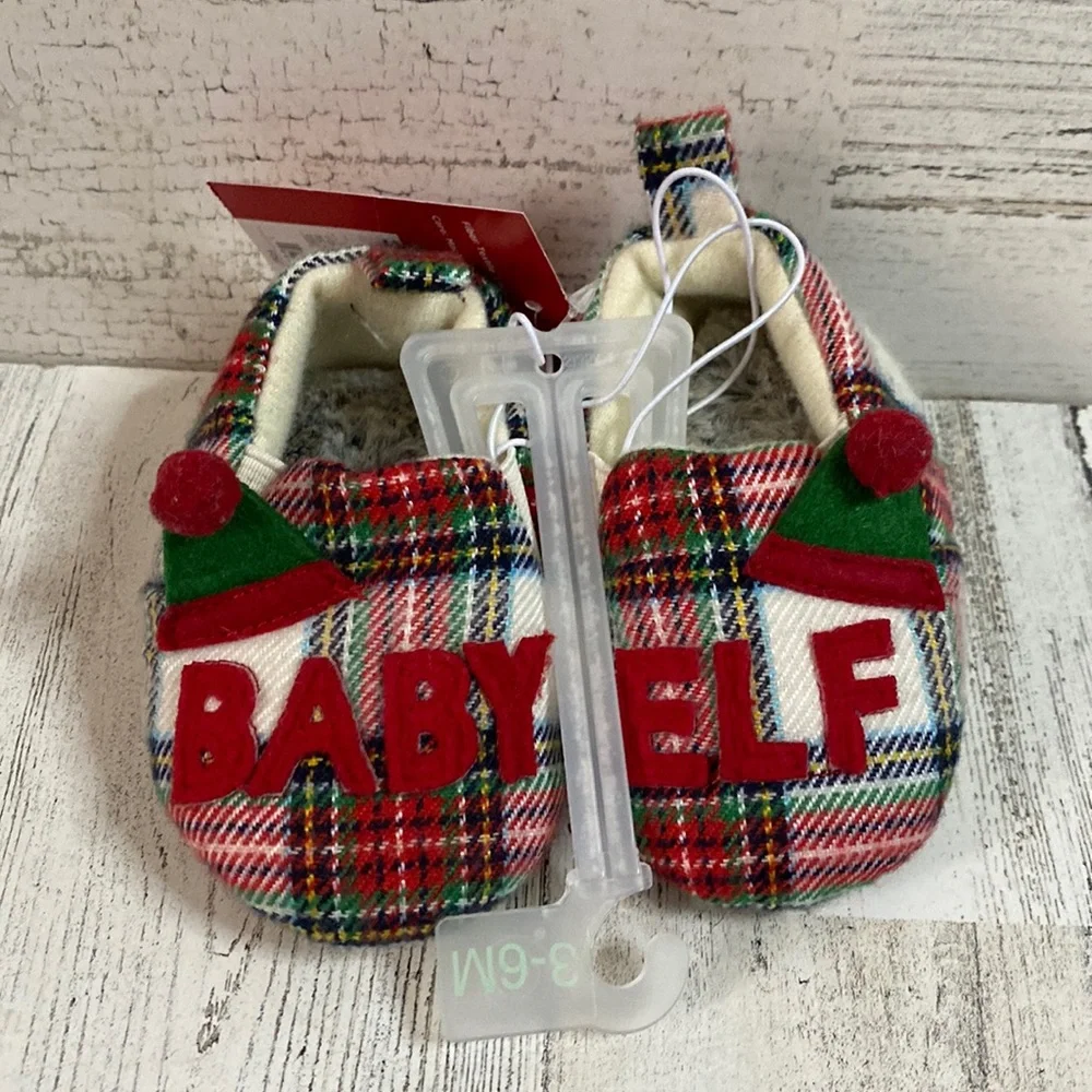 Baby Elf Slippers Size 3-6 Months NEW
